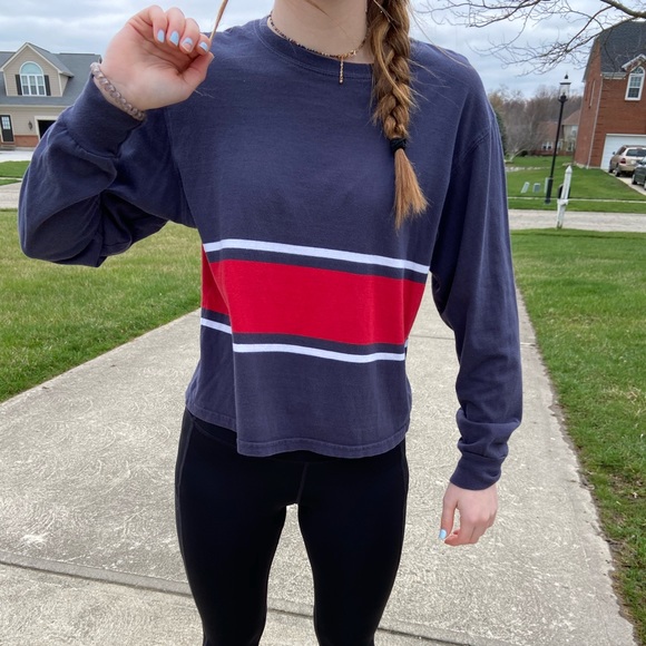 Long Sleeve 90s T shirt - Picture 2 of 7